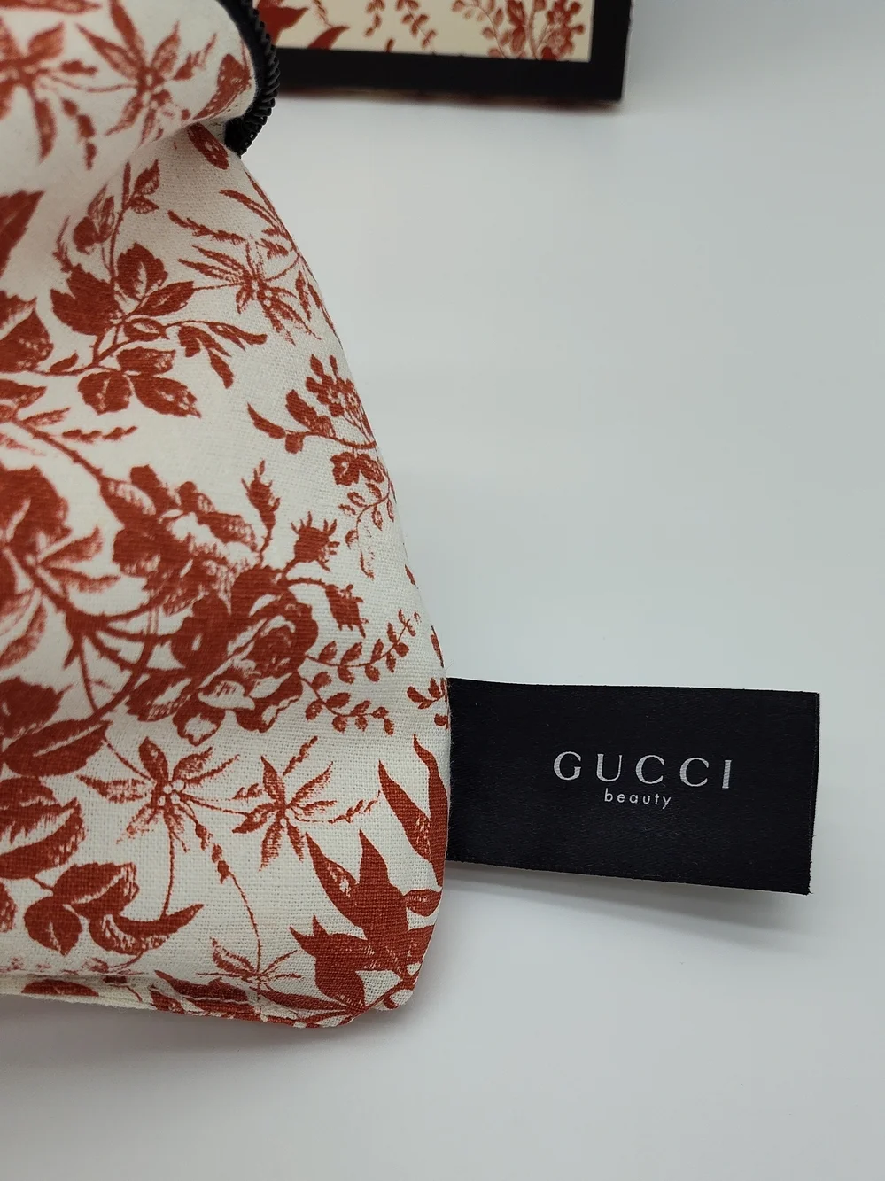 GUCCI BLOOM Beauty Floral Cosmetic Pouch Pink Toile Travel Makeup Case NWT NIB